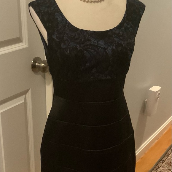 SL Fashions Dresses & Skirts - NWOT Ladies dress with blue lace top and black bottom. Size 10P